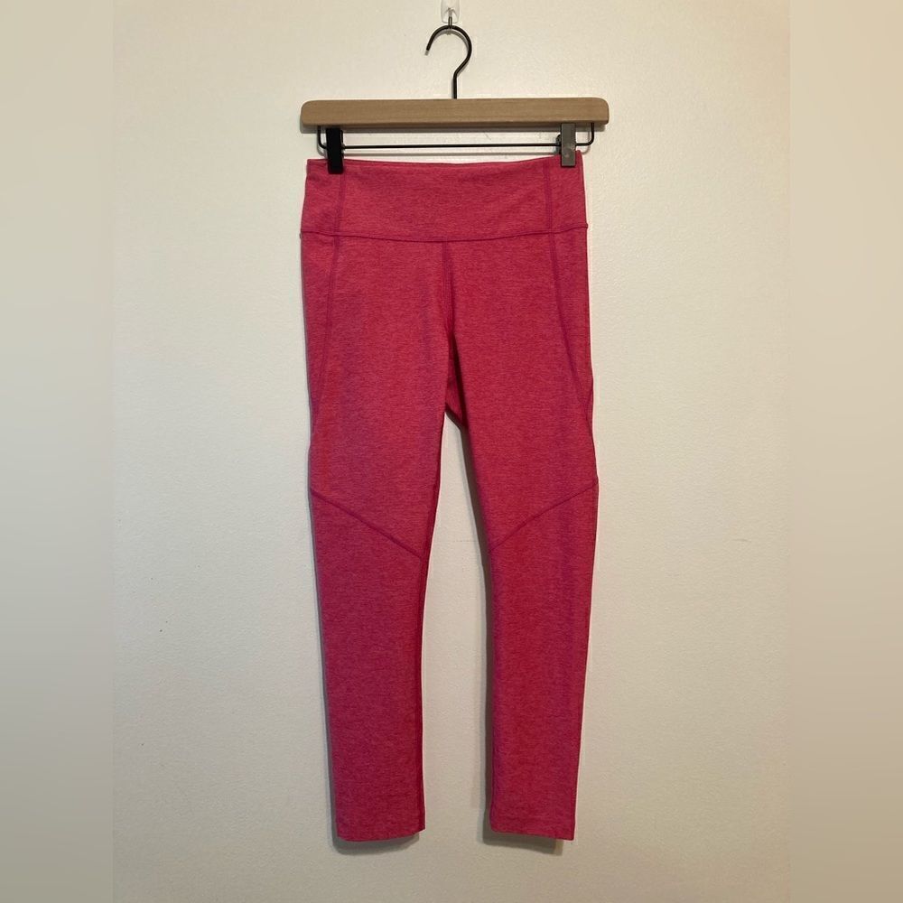 Outdoor Voices Small 3/4 Warmup Legging Flamingo NWT